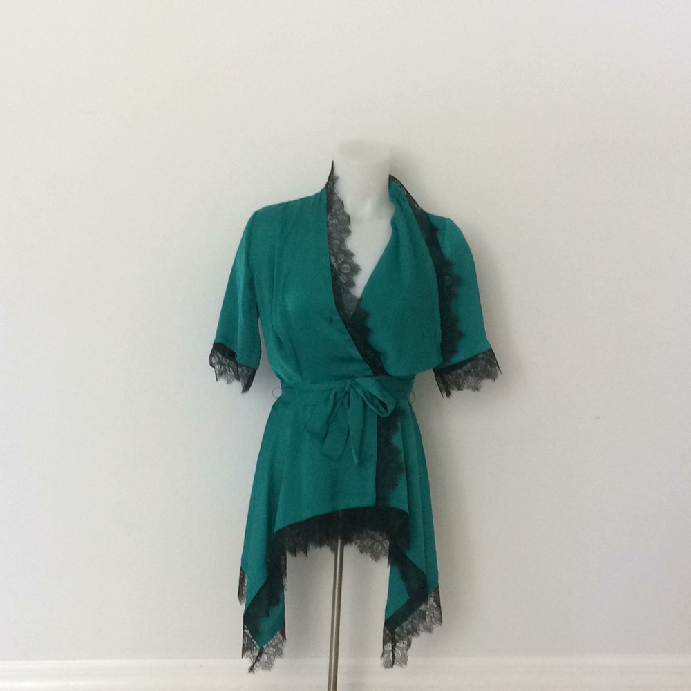 BCBG MaxAzria top
